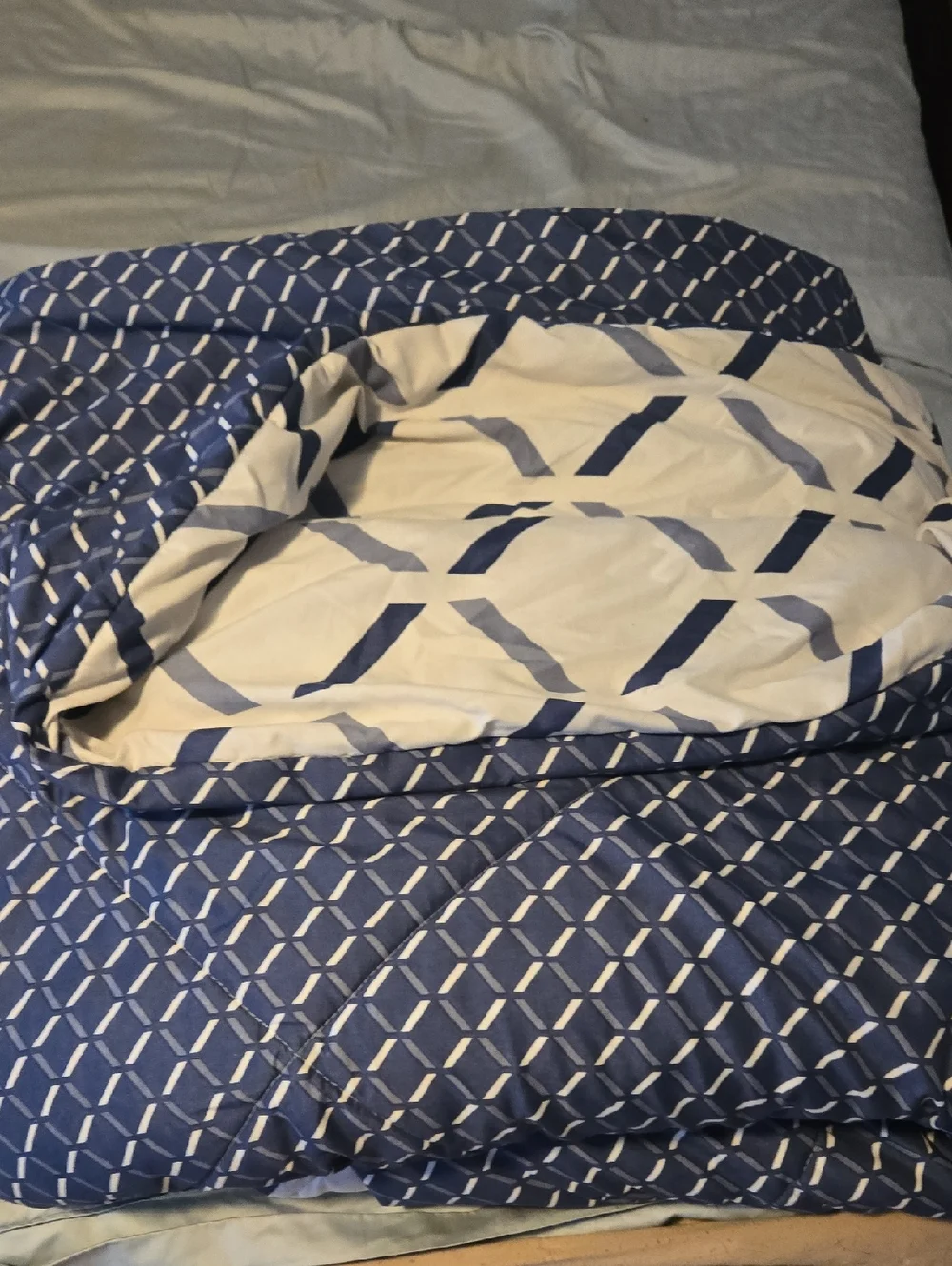 Reversible Navy and White Geometric Comforter - Home Bedding